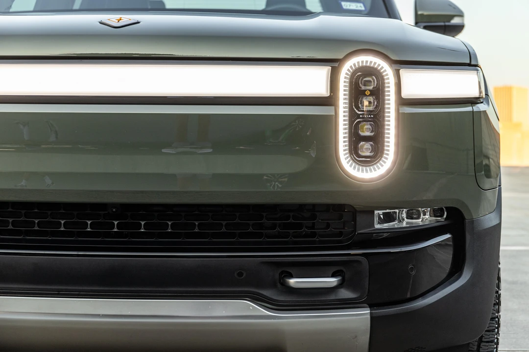2022 Rivian R1T - Image 12 of 31