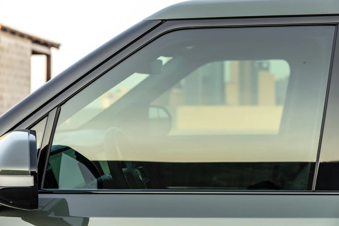 2022 Rivian R1T - Image 24 of 31