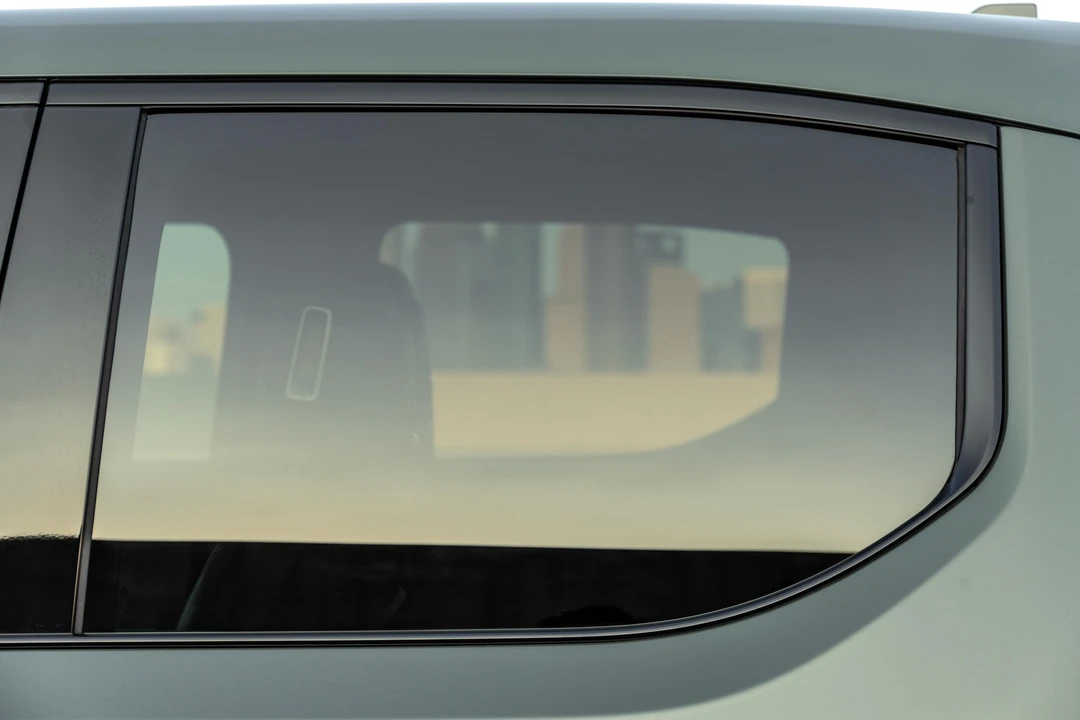 2022 Rivian R1T - Image 28 of 31