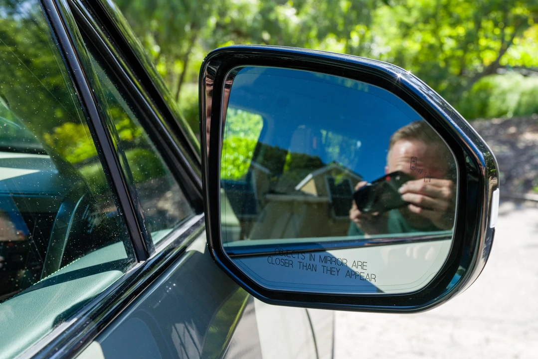2022 Rivian R1T - Image 15 of 31