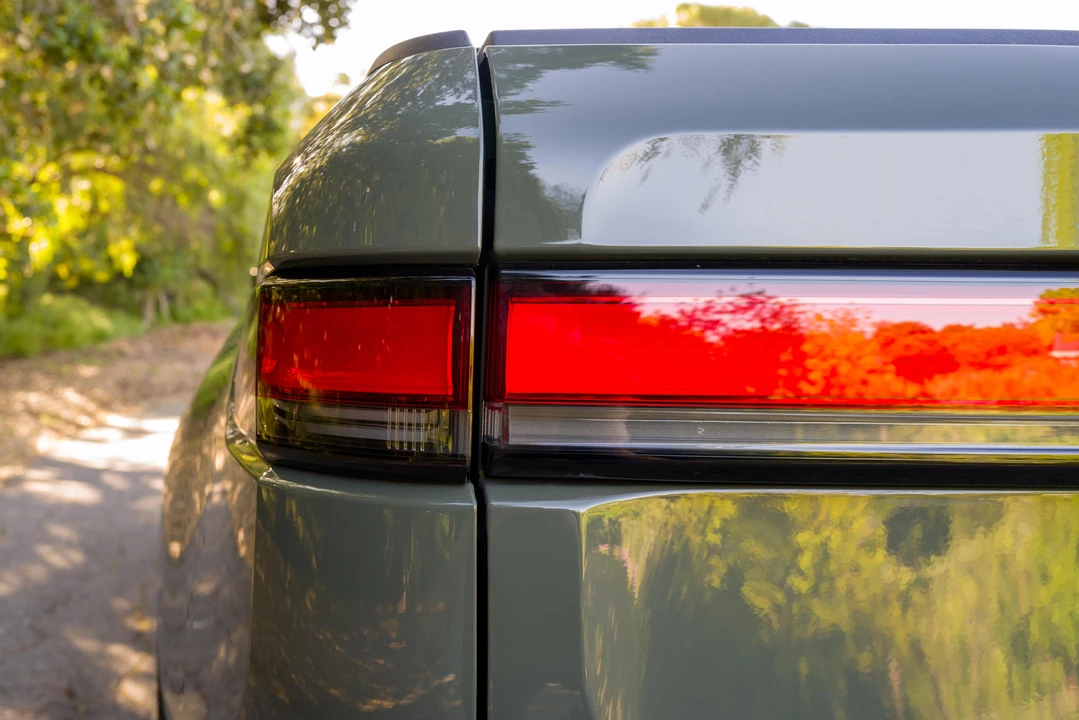 2022 Rivian R1T - Image 12 of 31