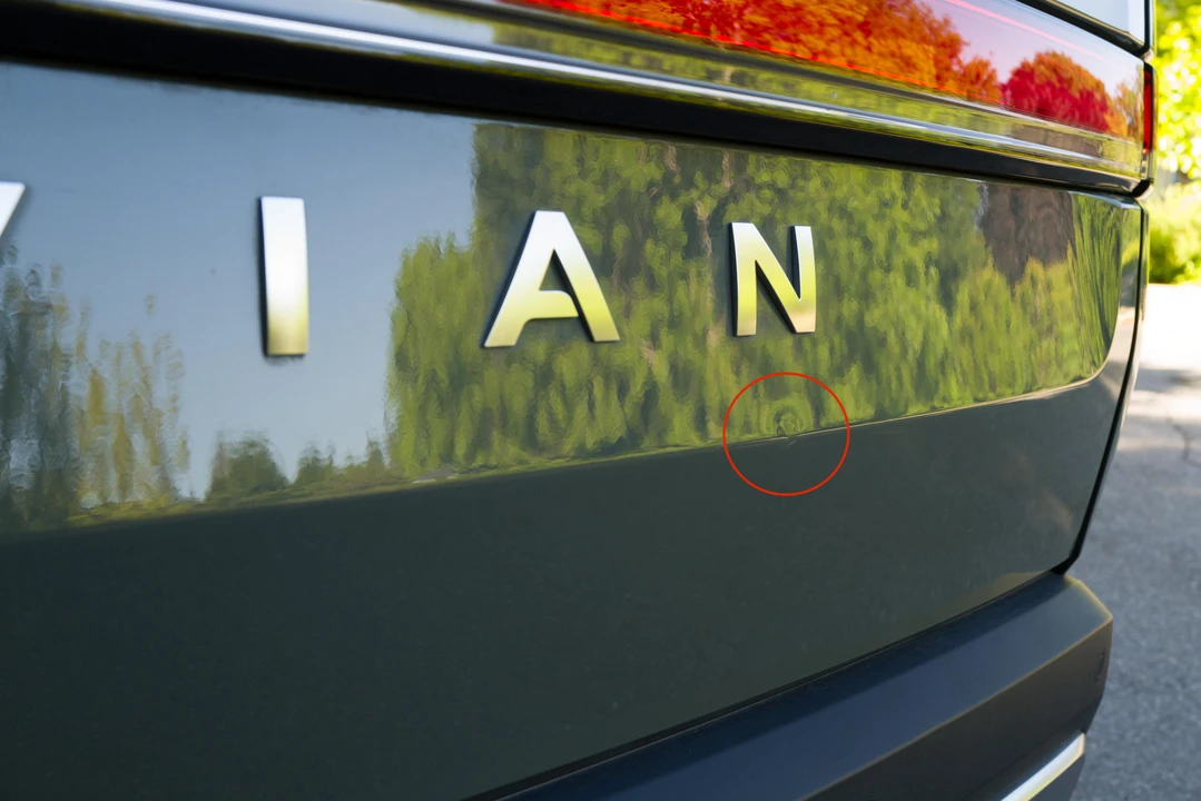 2022 Rivian R1T - Image 19 of 31