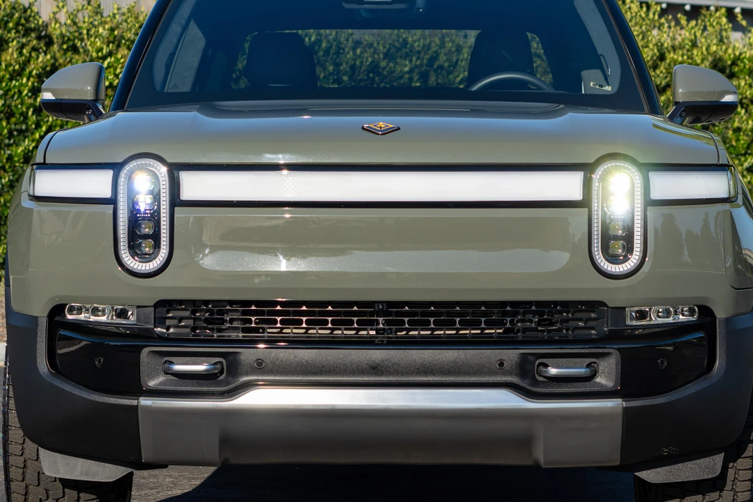 2022 Rivian R1T - Image 13 of 31
