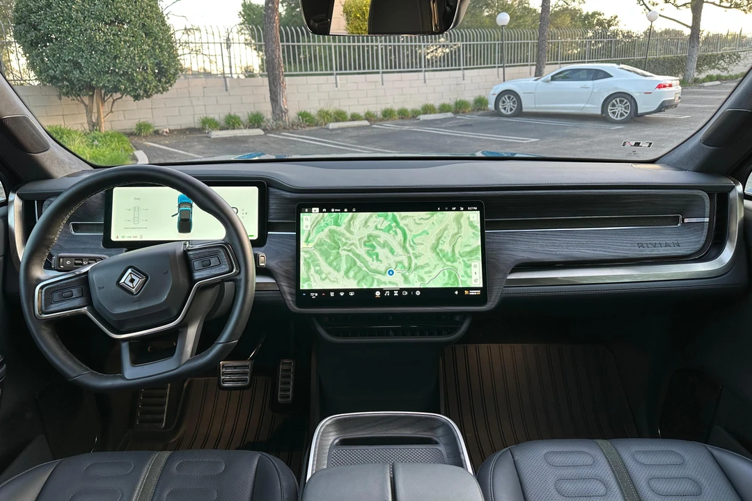 2022 Rivian R1T - Image 30 of 31