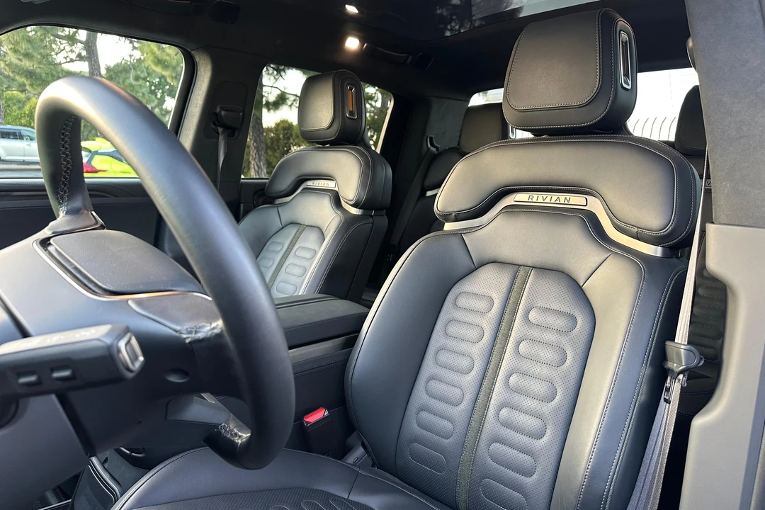 2022 Rivian R1T - Image 31 of 31