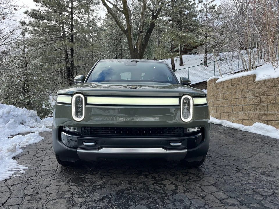 2022 Rivian R1T - Image 6 of 31