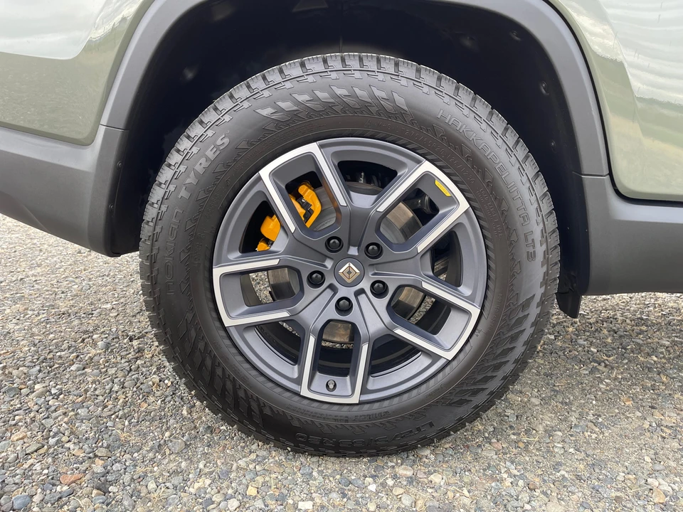 2022 Rivian R1T - Image 28 of 31