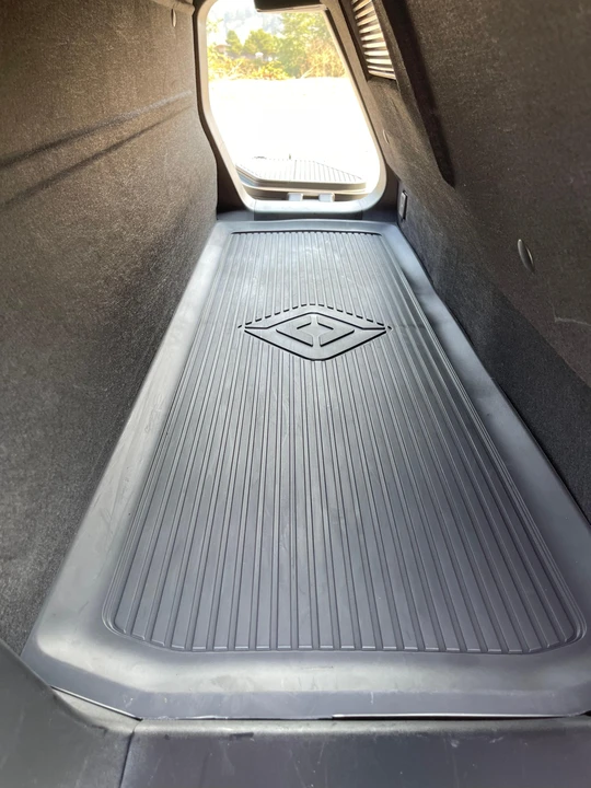 2022 Rivian R1T - Image 22 of 31
