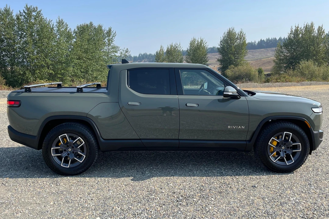 2022 Rivian R1T - Image 3 of 31