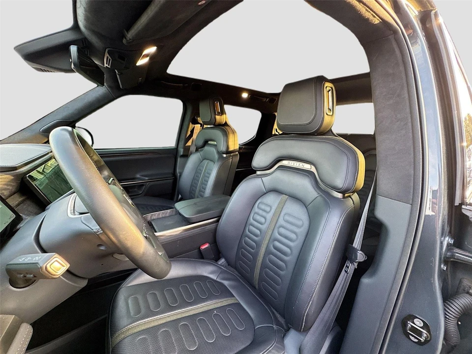 2022 Rivian R1T - Image 8 of 15