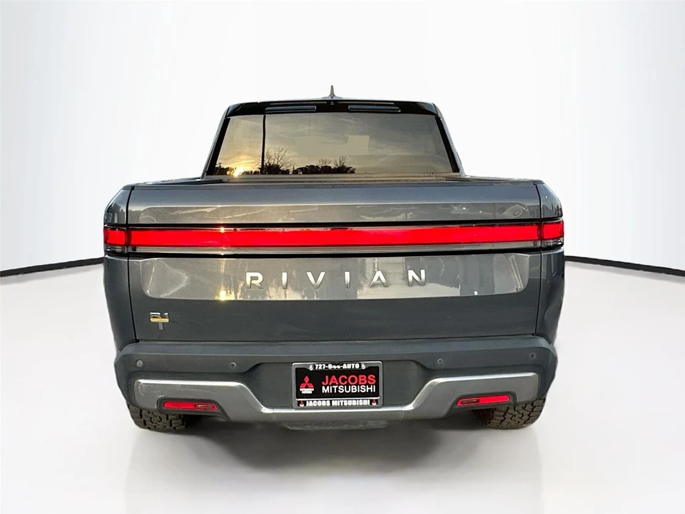 2022 Rivian R1T - Image 14 of 15