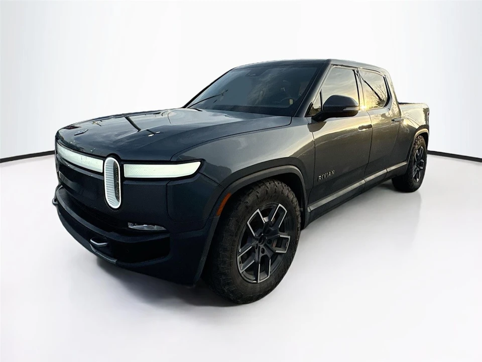 2022 Rivian R1T - Image 3 of 15