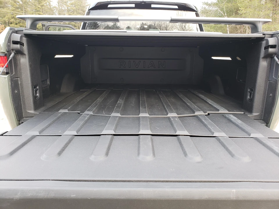 2022 Rivian R1T - Image 31 of 31