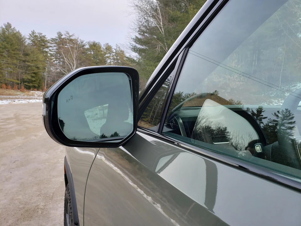 2022 Rivian R1T - Image 23 of 31