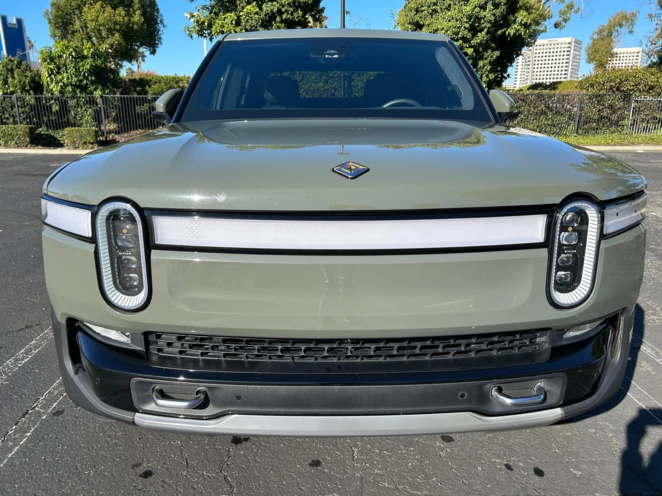 2022 Rivian R1T - Image 7 of 31