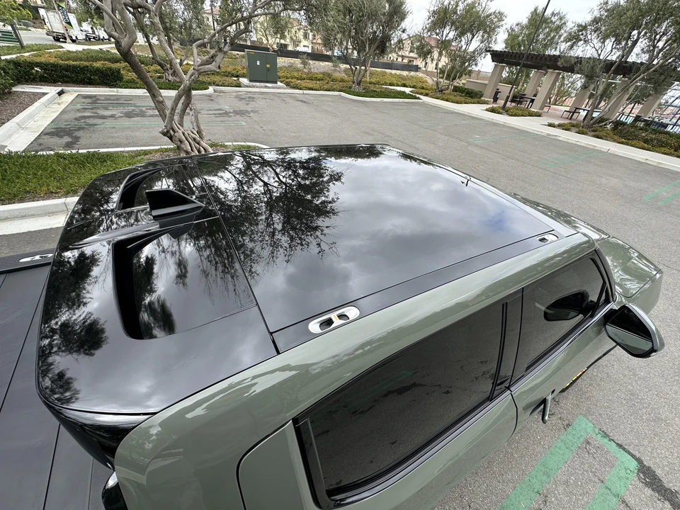 2022 Rivian R1T - Image 29 of 31