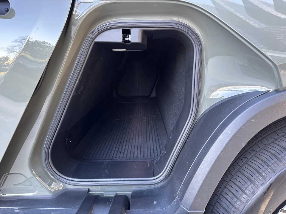 2022 Rivian R1T - Image 21 of 31