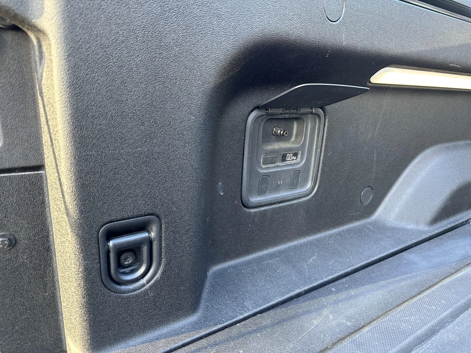2022 Rivian R1T - Image 22 of 31