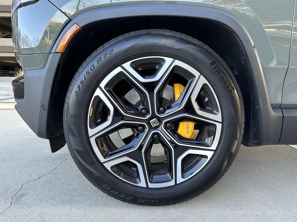 2022 Rivian R1T - Image 31 of 31