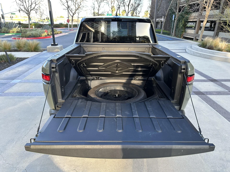 2022 Rivian R1T - Image 14 of 31