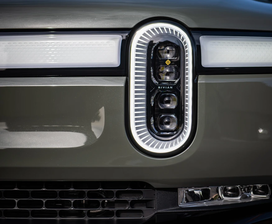 2022 Rivian R1T - Image 19 of 31