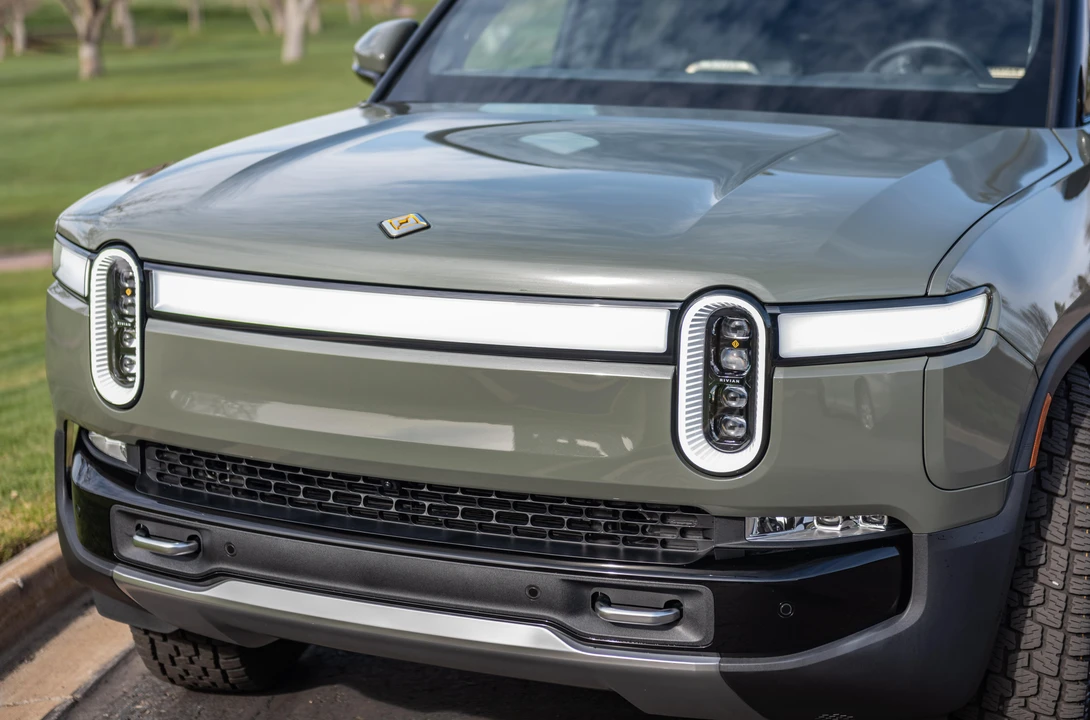 2022 Rivian R1T - Image 18 of 31