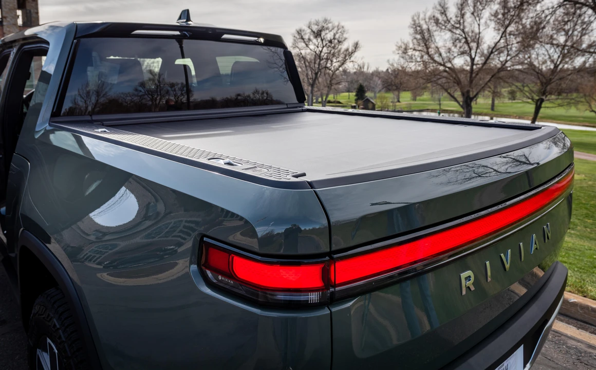 2022 Rivian R1T - Image 30 of 31