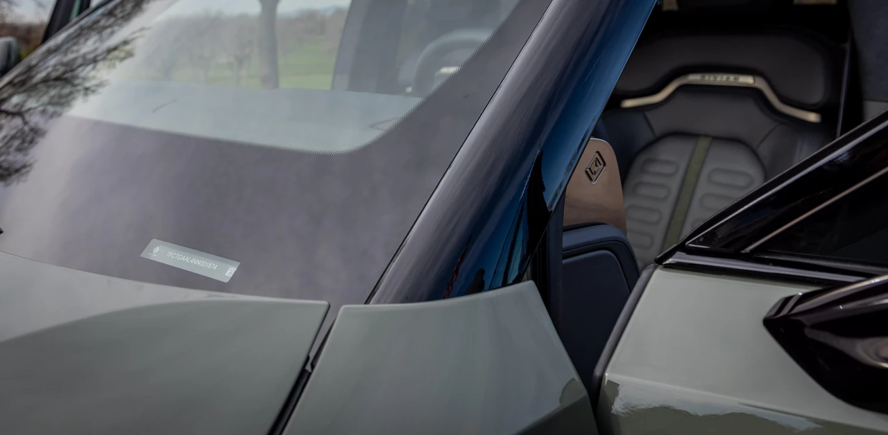 2022 Rivian R1T - Image 25 of 31