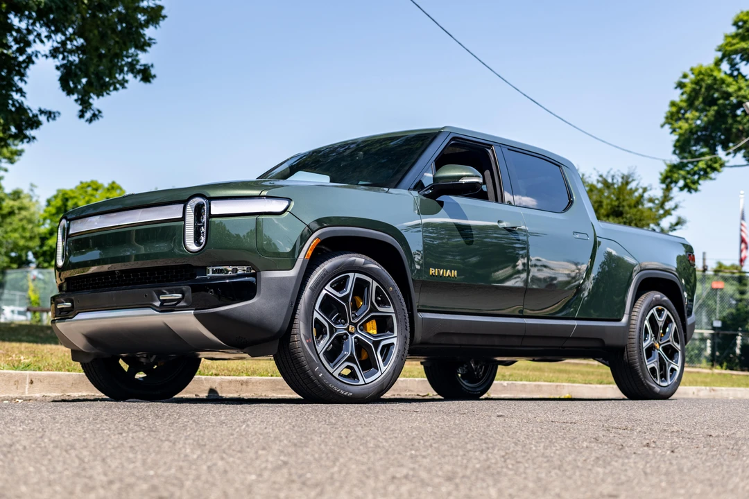 2022 Rivian R1T - Image 8 of 31