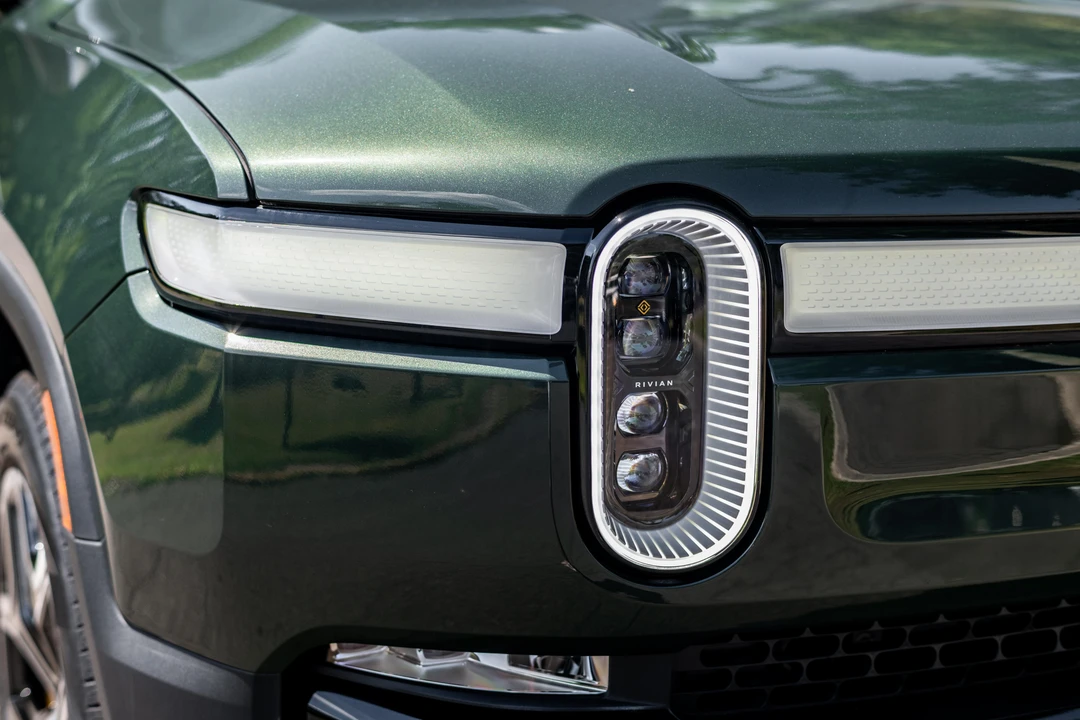 2022 Rivian R1T - Image 16 of 31