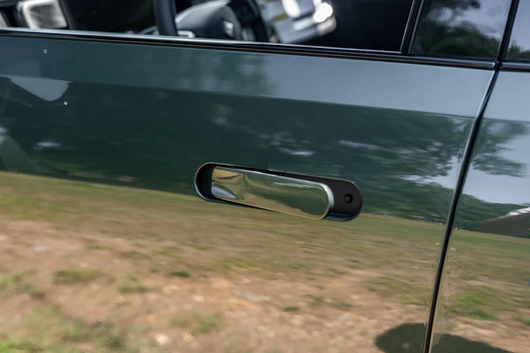 2022 Rivian R1T - Image 24 of 31