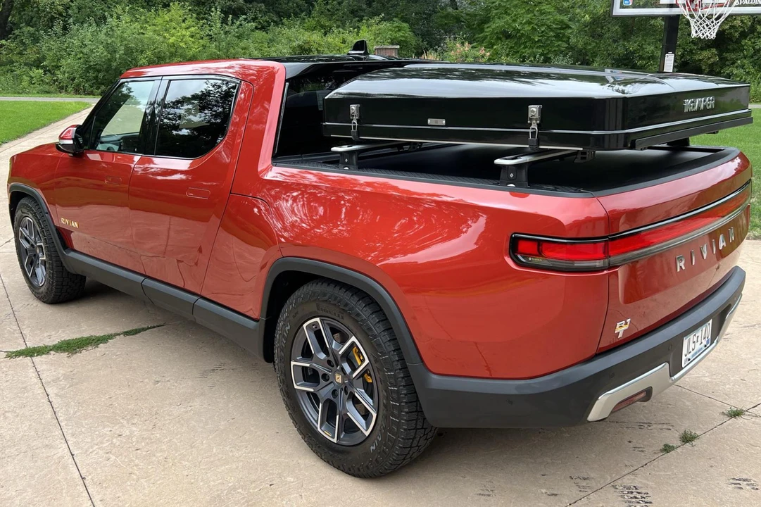 2022 Rivian R1T - Image 4 of 8