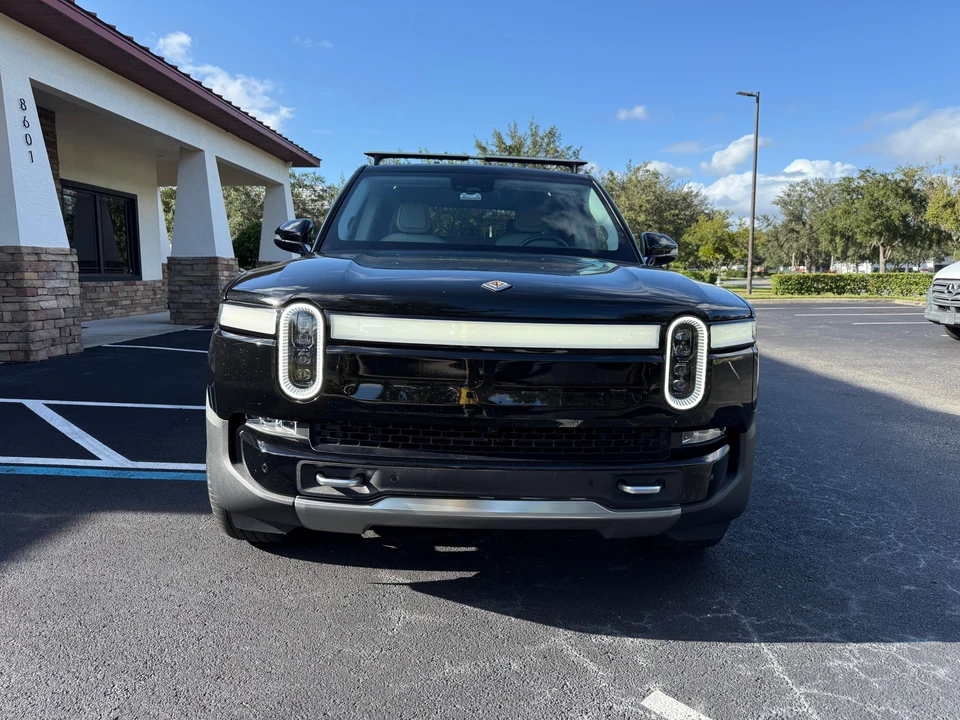 2022 Rivian R1T - Image 6 of 31