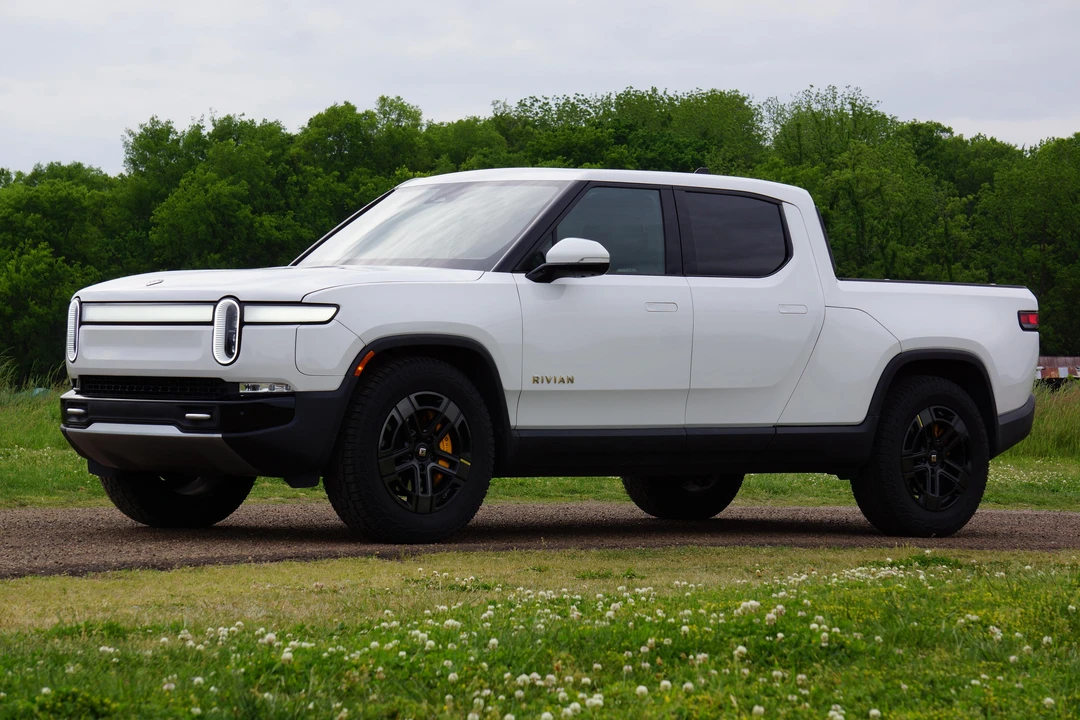 2022 Rivian R1T - Image 27 of 31