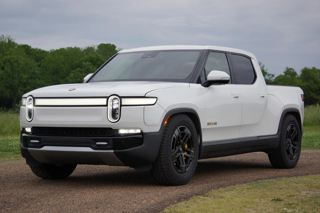 2022 Rivian R1T - Image 19 of 31