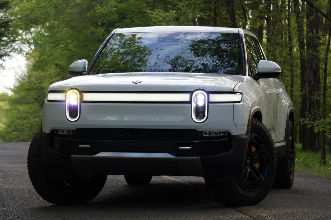 2022 Rivian R1T - Image 14 of 31
