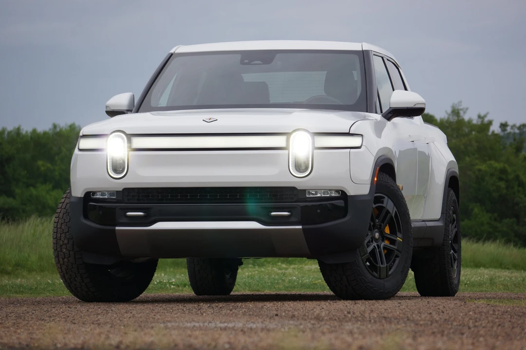 2022 Rivian R1T - Image 13 of 31