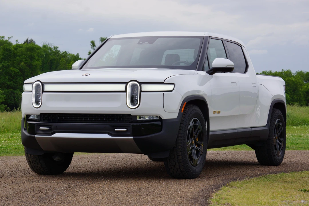 2022 Rivian R1T - Image 18 of 31
