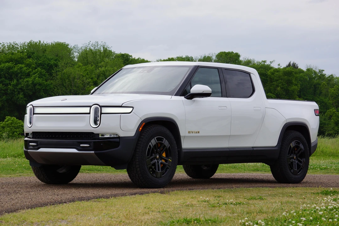 2022 Rivian R1T - Image 26 of 31