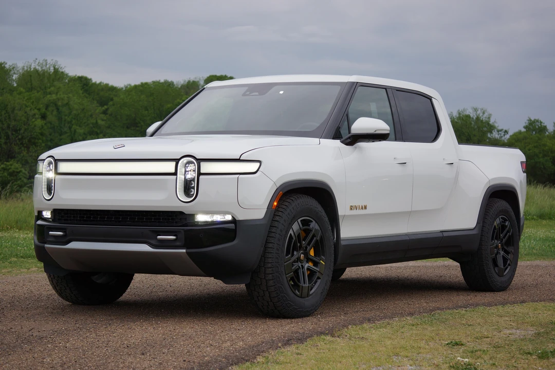 2022 Rivian R1T - Image 23 of 31