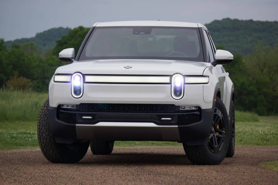2022 Rivian R1T - Image 12 of 31