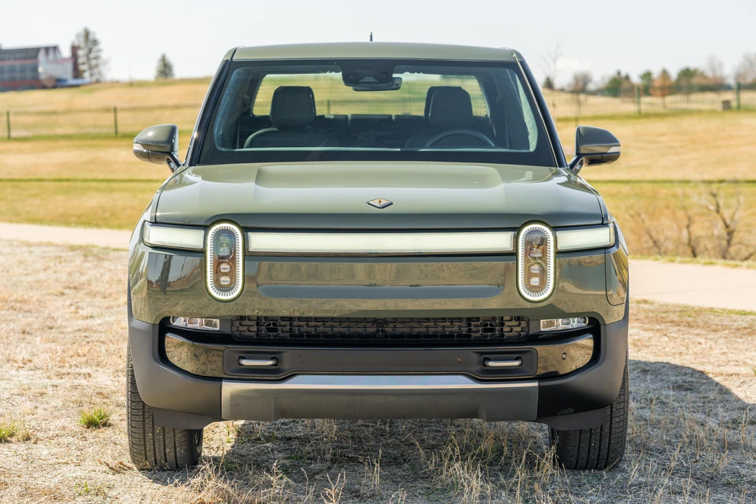 2022 Rivian R1T - Image 8 of 31