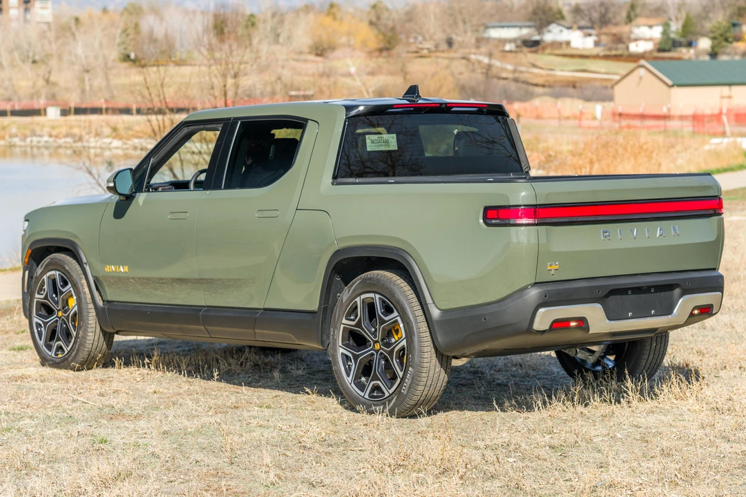 2022 Rivian R1T - Image 4 of 31