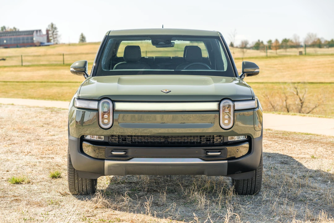 2022 Rivian R1T - Image 6 of 31