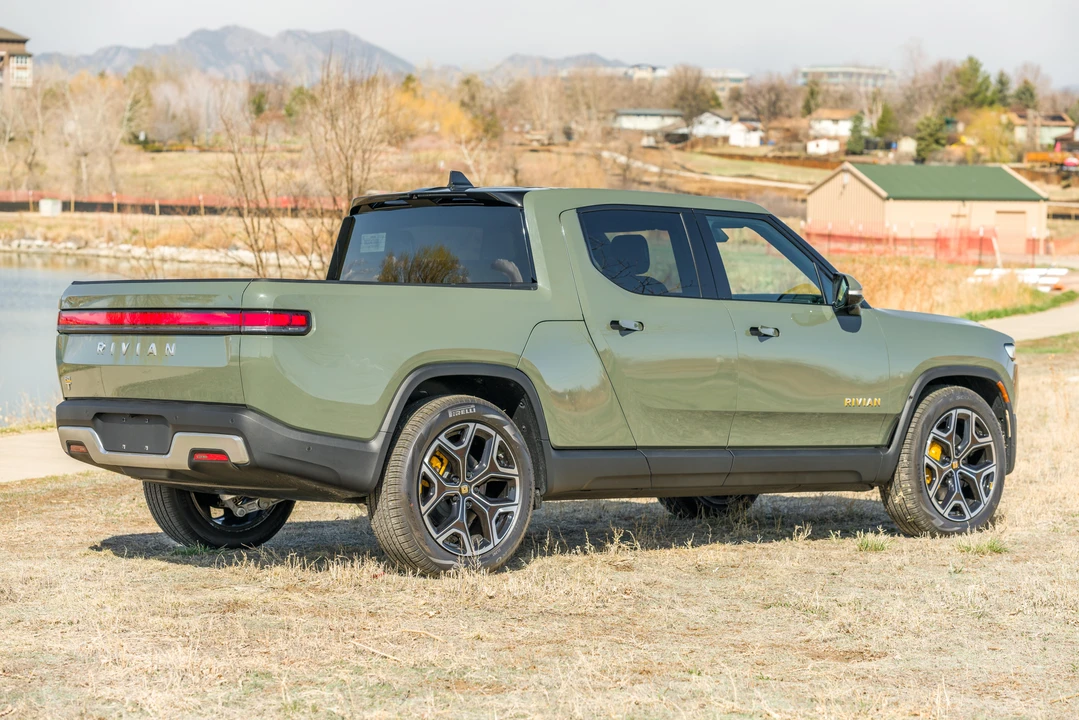 2022 Rivian R1T - Image 23 of 31