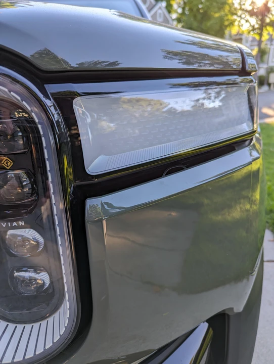 2022 Rivian R1T - Image 25 of 31