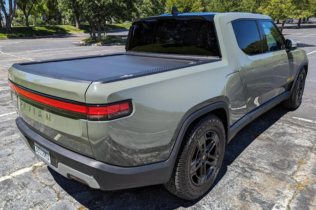 2022 Rivian R1T - Image 4 of 31