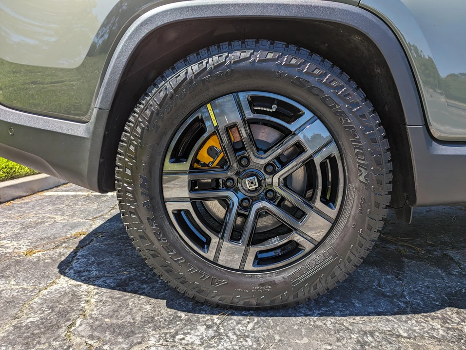 2022 Rivian R1T - Image 31 of 31