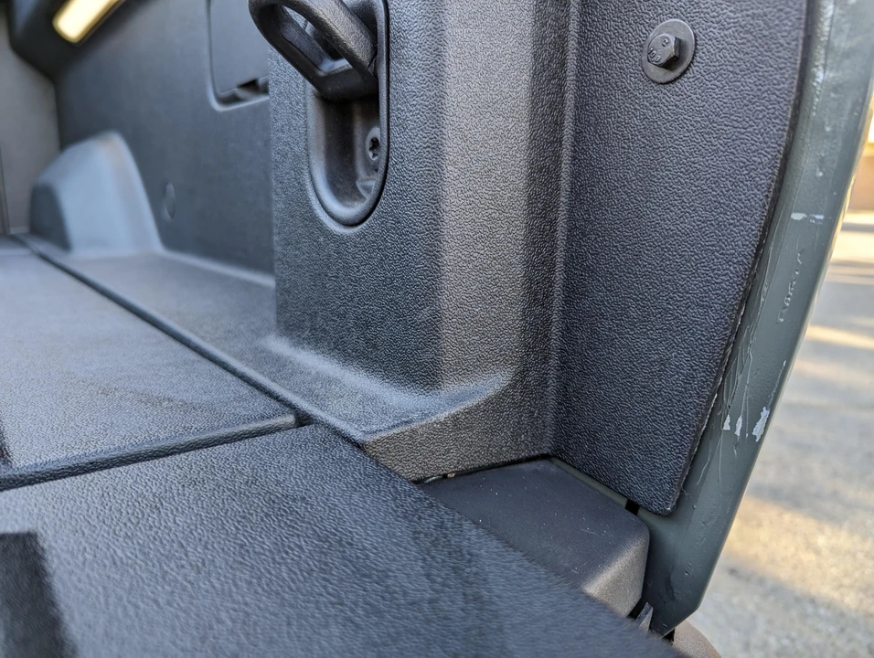 2022 Rivian R1T - Image 28 of 31