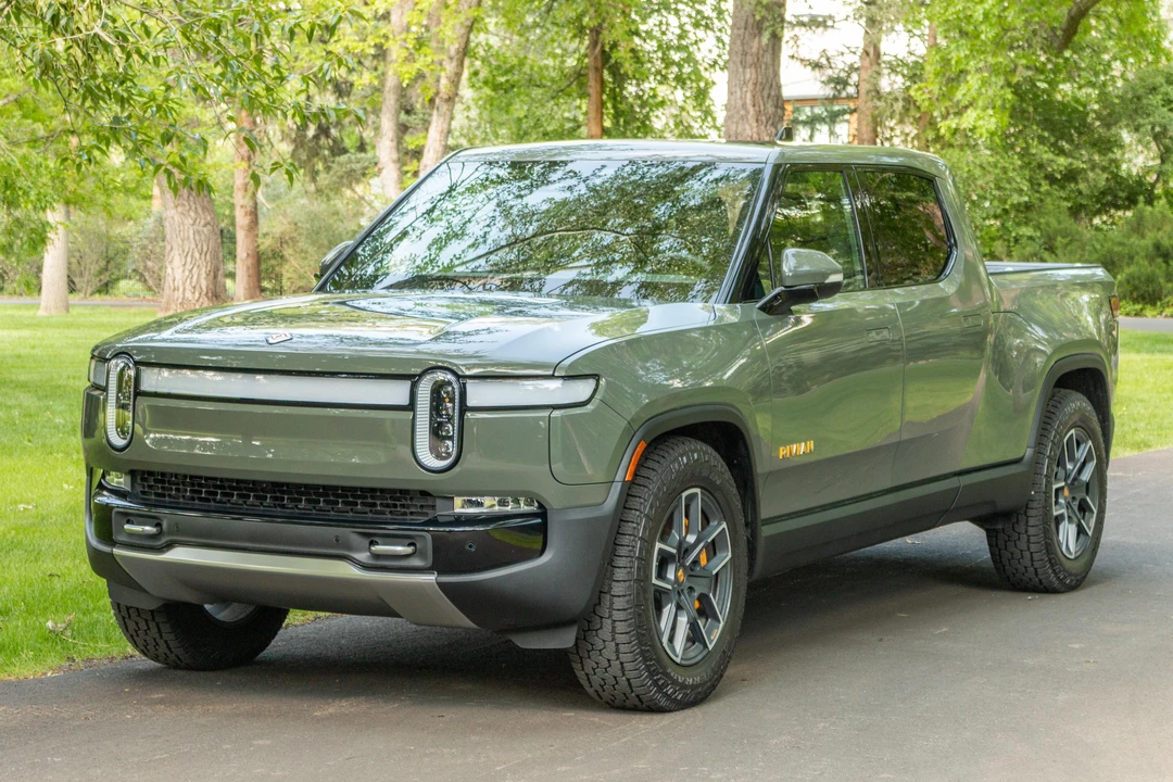 2022 Rivian R1T - Image 6 of 31